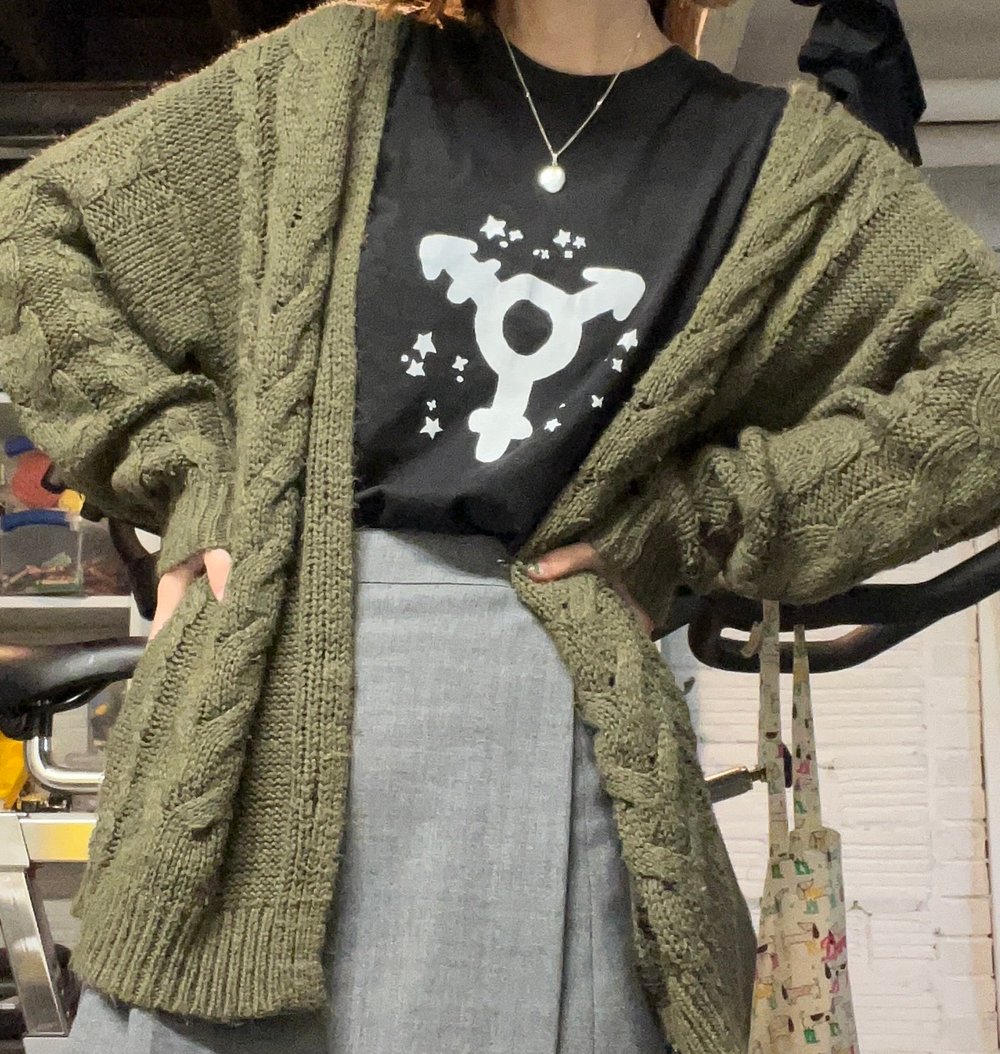 TRANS SYMBOL SHIRT PREORDER ⚧︎ ⚧︎ ⚧︎ ⚧︎ ⚧︎