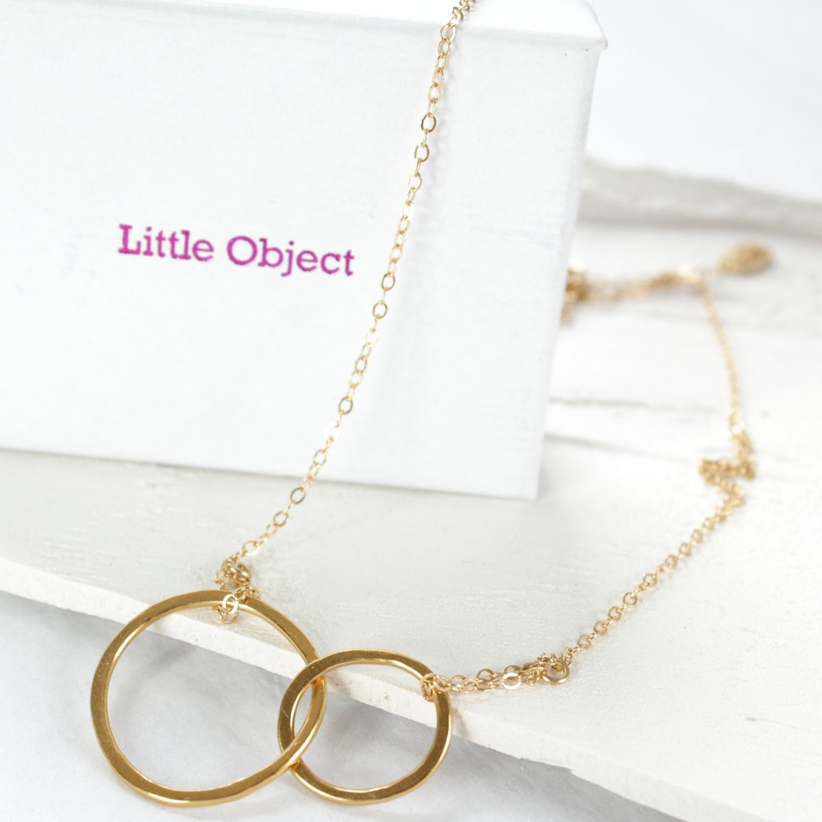 Image of Interlocking loops gold necklace