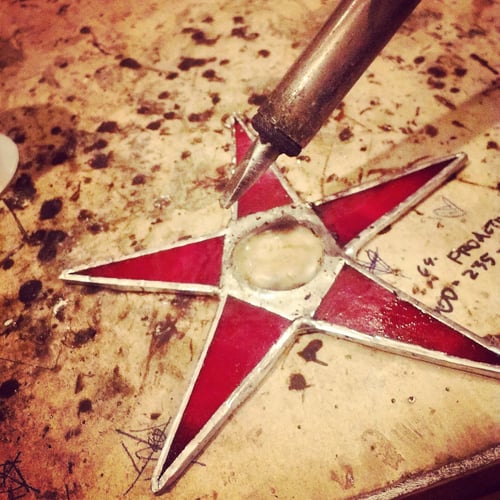 Image of Mini Solid Star w/gem