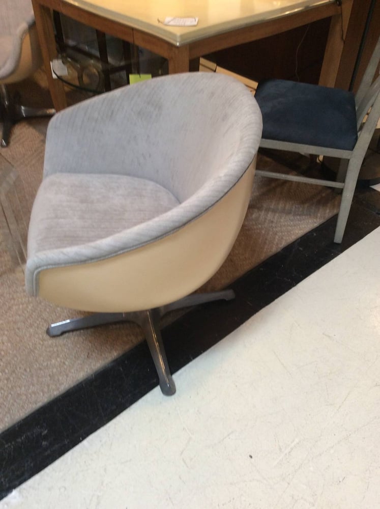 Image of Mid Century 60s Egg Chairs - A Pair