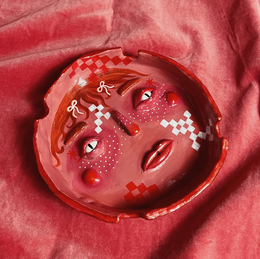 Image of CHARACTER ashtray