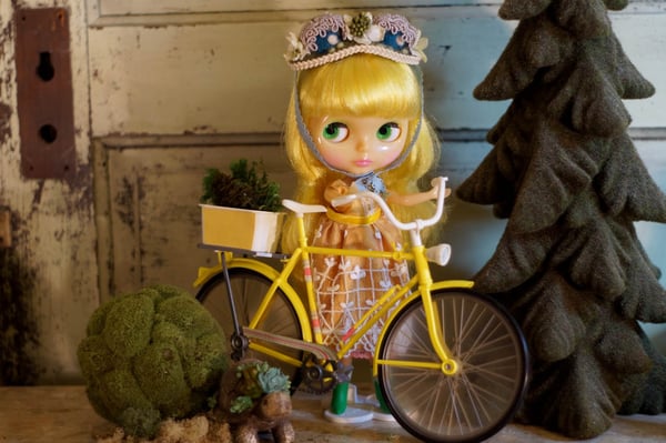 Image of Blythe Fashion by Diem Chau : A Date w/ Blythe Auction