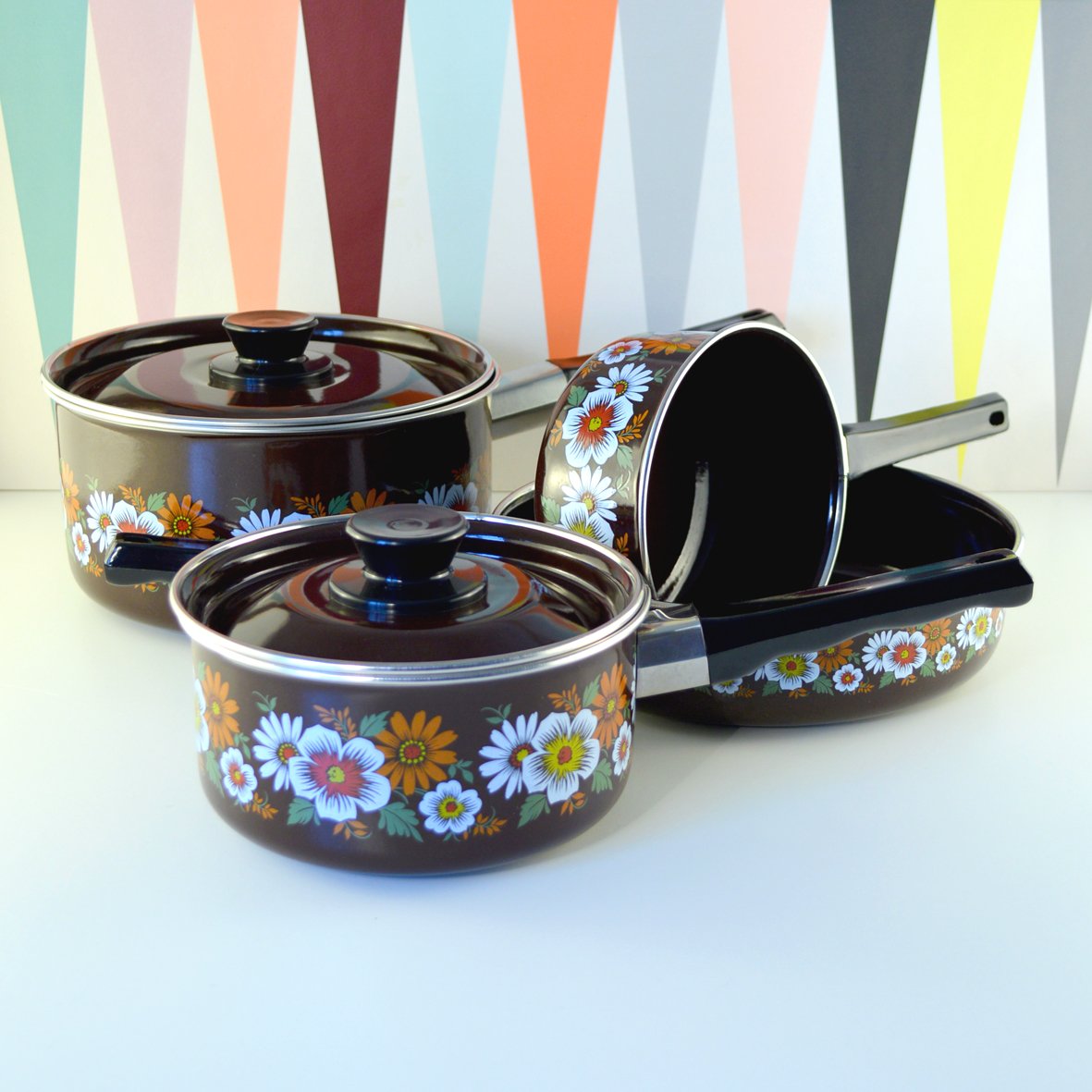 Vintage Enamel shops Cookware Set