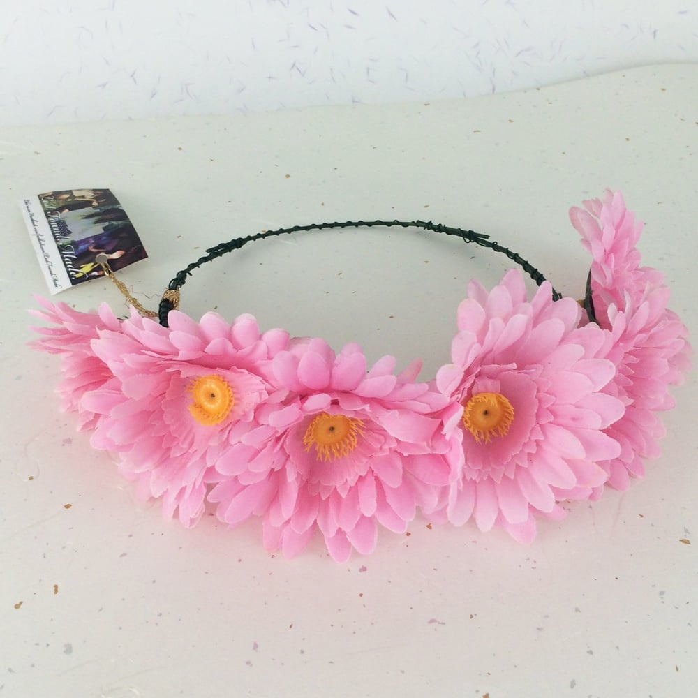 Image of Pale Pink Gerbera Floral Garland