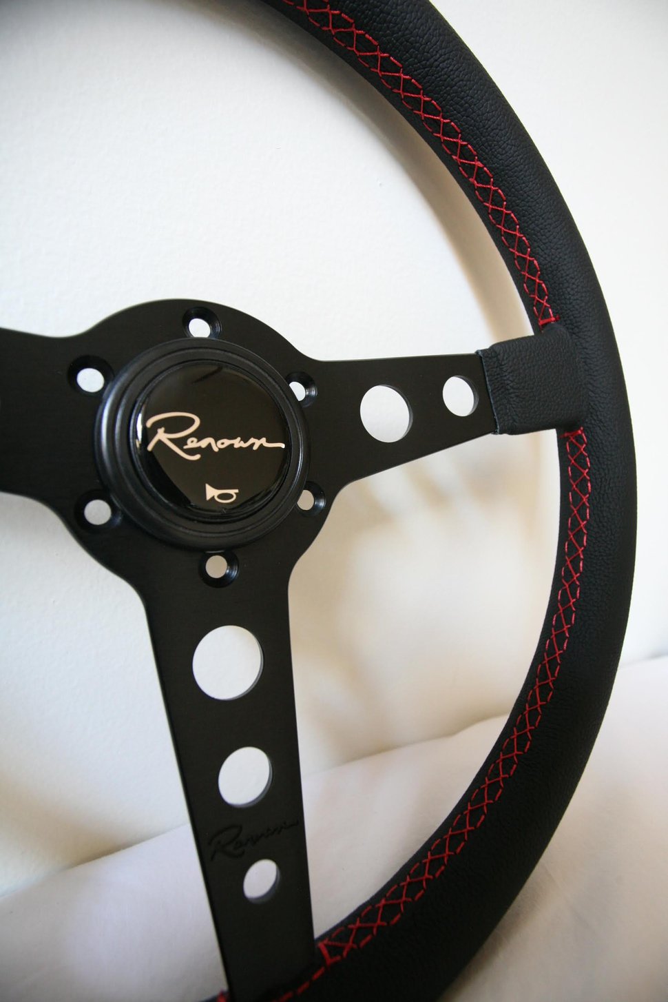 Image of Renown Monaco Rosso Steering Wheel