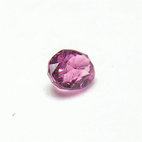 SAP004S/71331 / Natural Pink Sapphire / 1.53 Carat