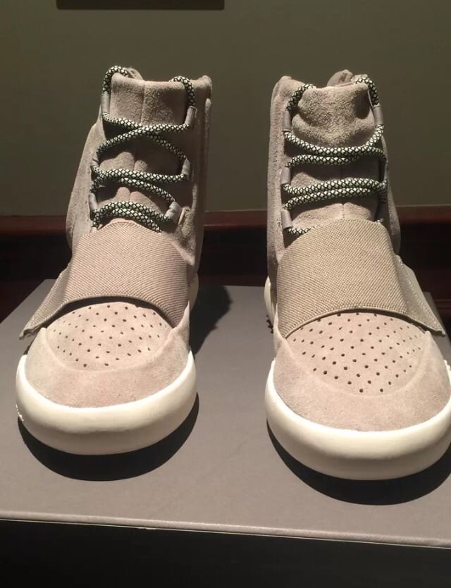 Image of Yeezy 750 Boost