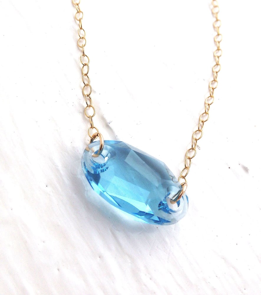 Image of Aqua Light Glisten Necklace