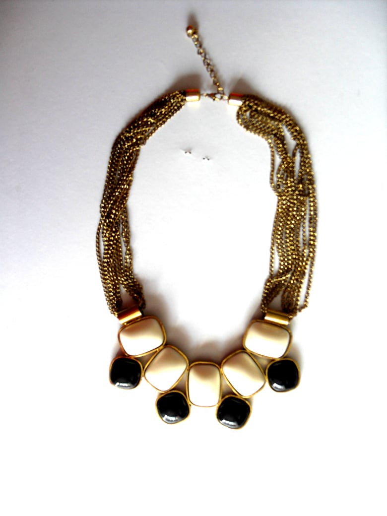 Image of Gold necklace