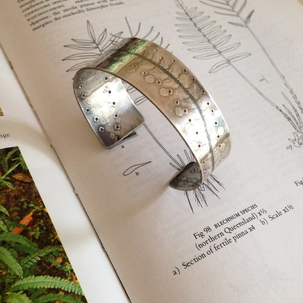 Image of LEAF CUFF: PRICKLY MOSES