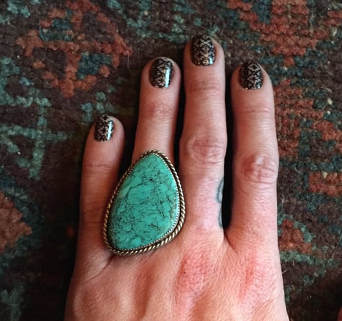 Image of TURQUOISE AND STERLING SILVER RING