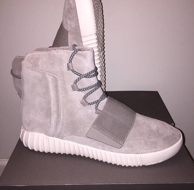 Image of Yeezy 750 Boost