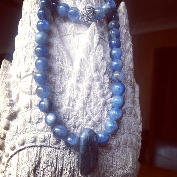 Image of Speak your truth in POWER Kyanite Choker Necklace