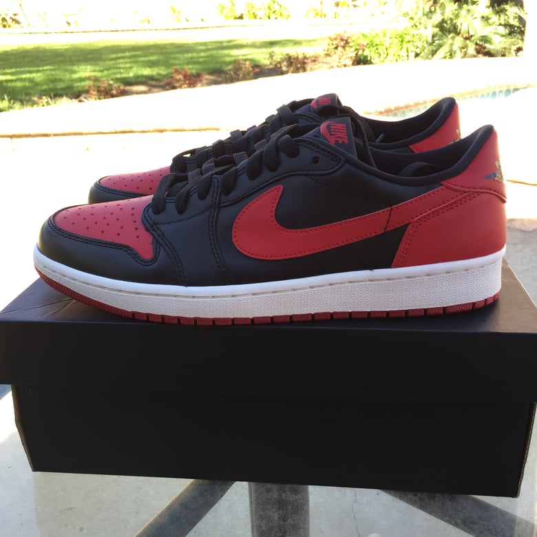 Image of Nike Air Jordan 1 Retro Low OG Bred (705329-001)