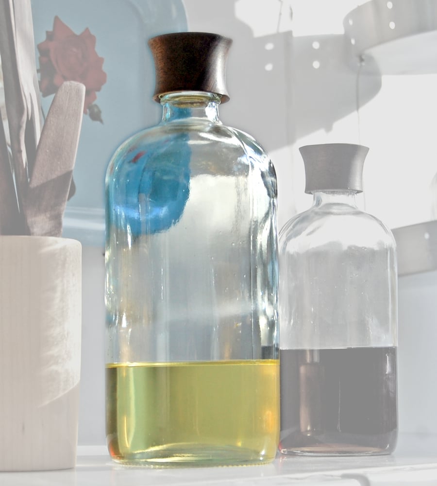 Image of Glass Bottle 32 oz.