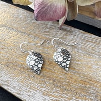 Image 2 of Heart vine Earrings - Muscat