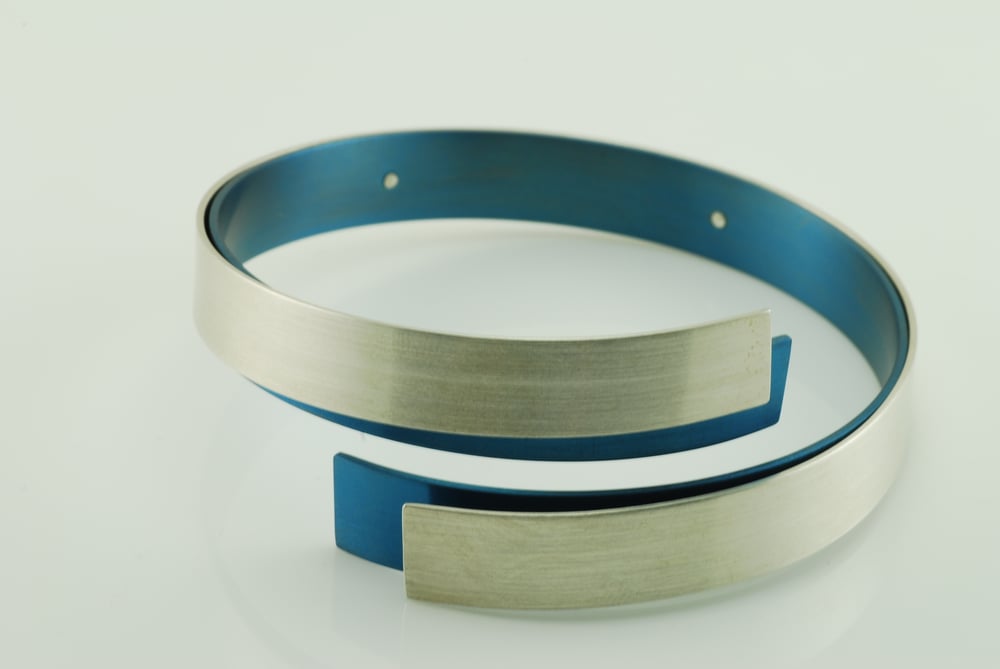 Image of Loop Bangle