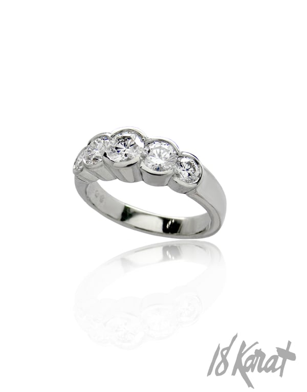 FIVE-STONE RING - 18Karat Studio+Gallery