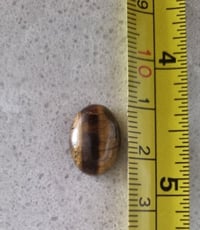 Image 2 of Tigers eye small cabochon 