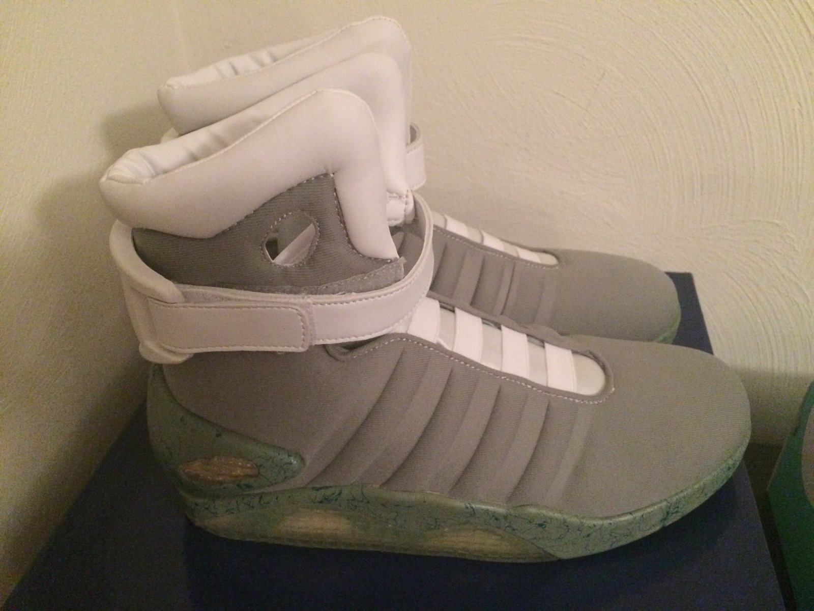 Nike air mag new arrivals halloween costume