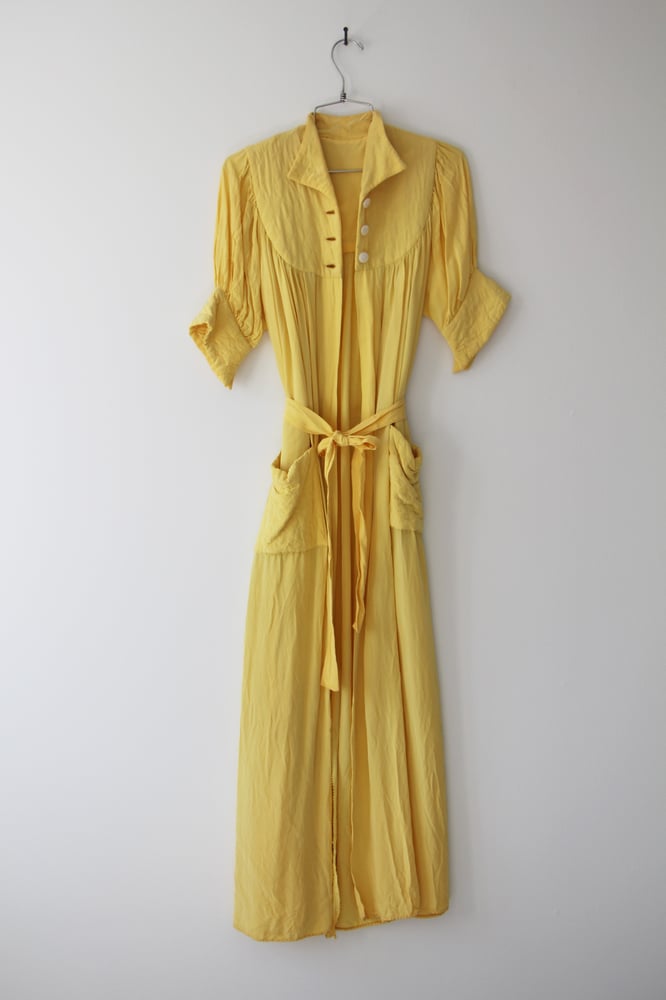 Image of Yellow Crepe Vintage Dressing Gown