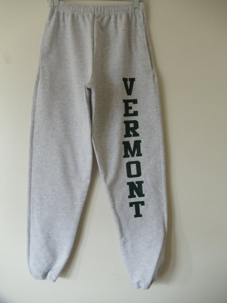 Image of Adult & Kids Unisex Vermont Sweatpants 10oz - Green VT on Gray pants - Vermont clothes 802 store