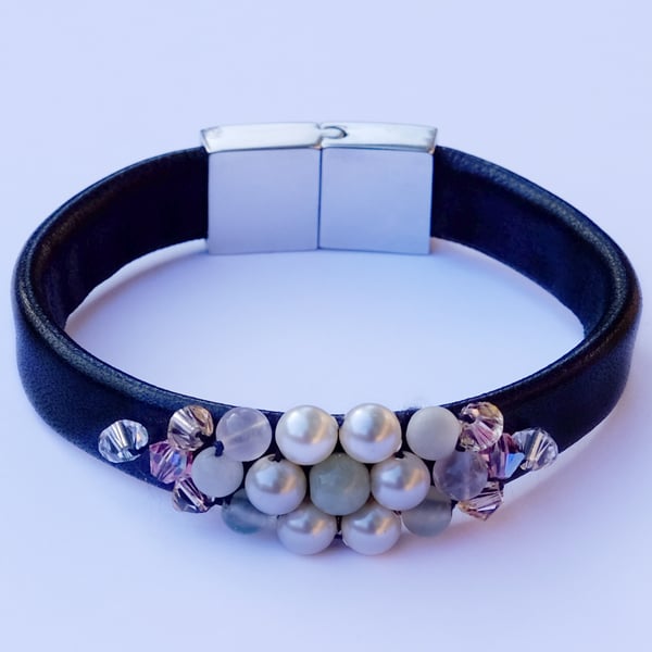 Image of Black Mixed Cluster Bracelet