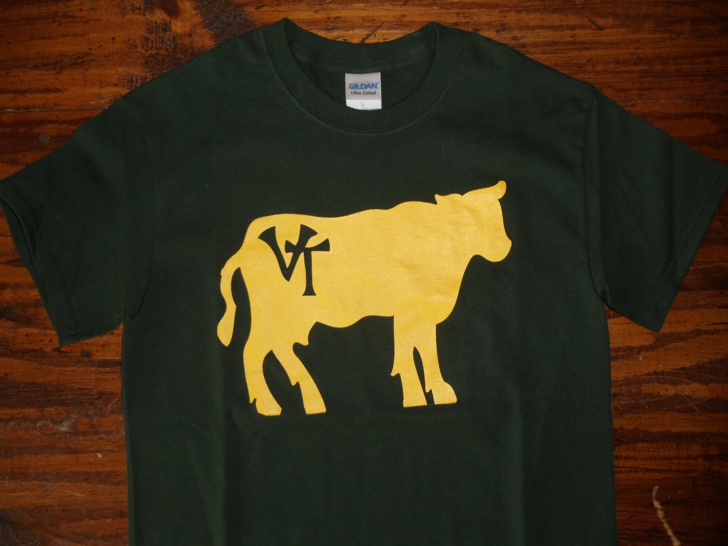 Image of Vermont Cow Shirt - Vermont T-Shirt - vermont clothing - vermont clothes - 802 clothing - 802 shop