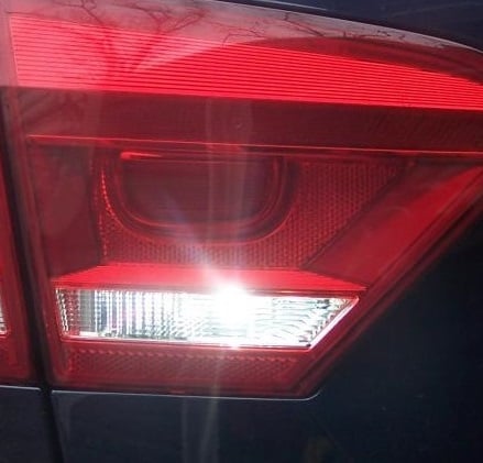 Image of Bright 15 LED diodes - 194/921 Wedge Reverse LED - fits: Passat B7