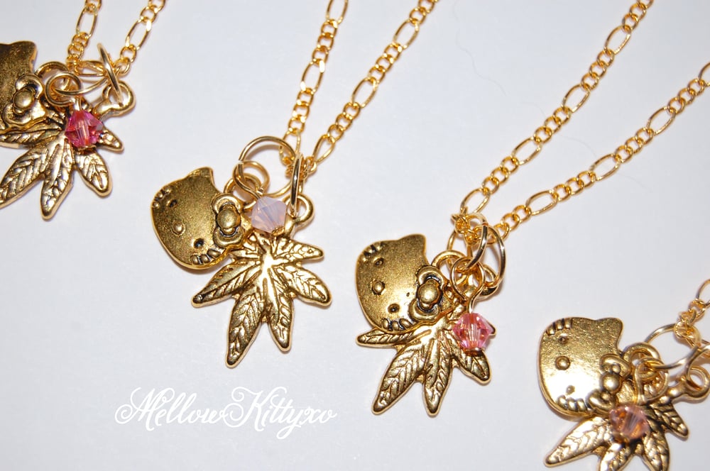 Image of Mellow Kitty Necklace Gold