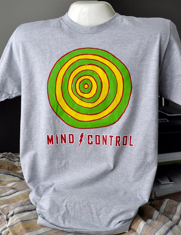 Image of Mind Control T - Bullseye Hypnotizing 