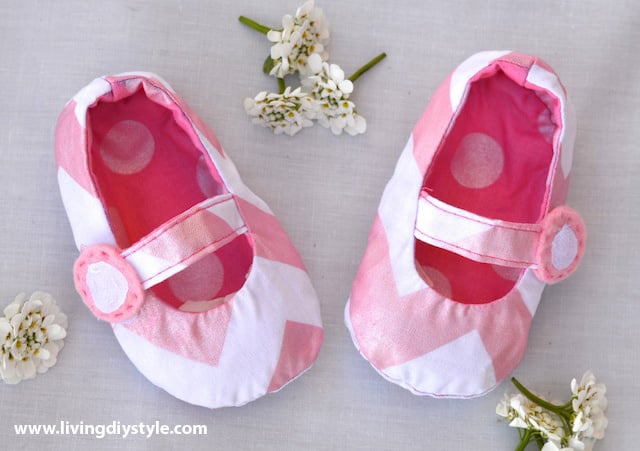 Image of Reversible Mary Jane Baby Shoes Sewing Pattern