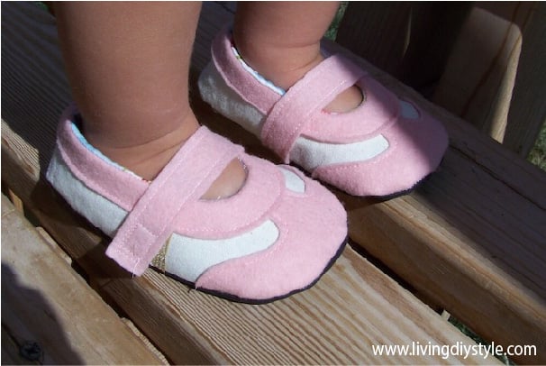 Image of Retro Baby Sneakers Sewing Pattern