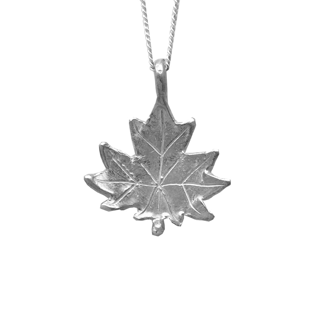 Image of Maple Leaf Necklace 3D