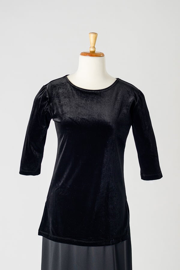 Velvet Round Neck Tunic Top (120)