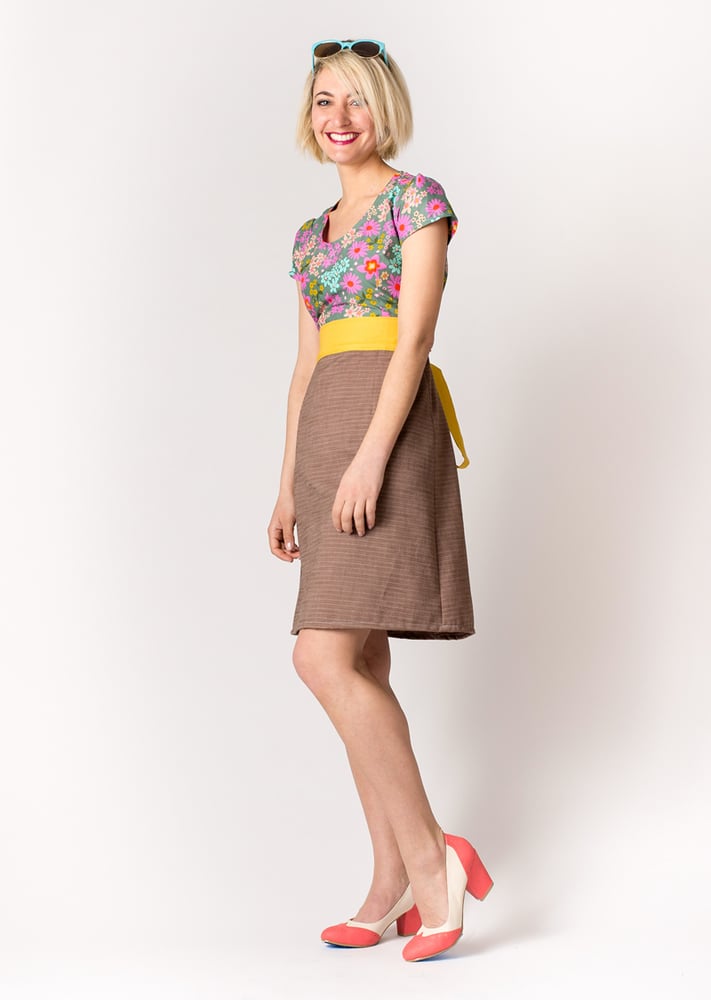 FARMHOUSE DRESS: Floral Print | Emily G Clothing