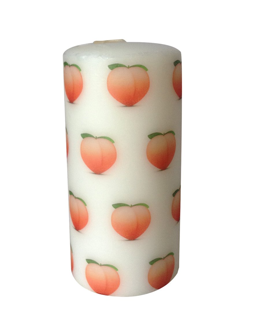 Image of Peach Emoji Candle
