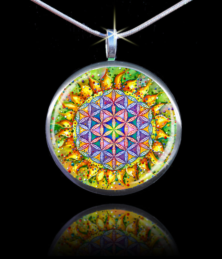 Image of Flower Of Life Sacred Energy Pendant - The vibration of the creator