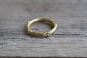 Image of Twig Ring with Diamonds