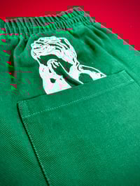 Image 3 of MOTION GREEN SHORT(EXCLUSIVE)