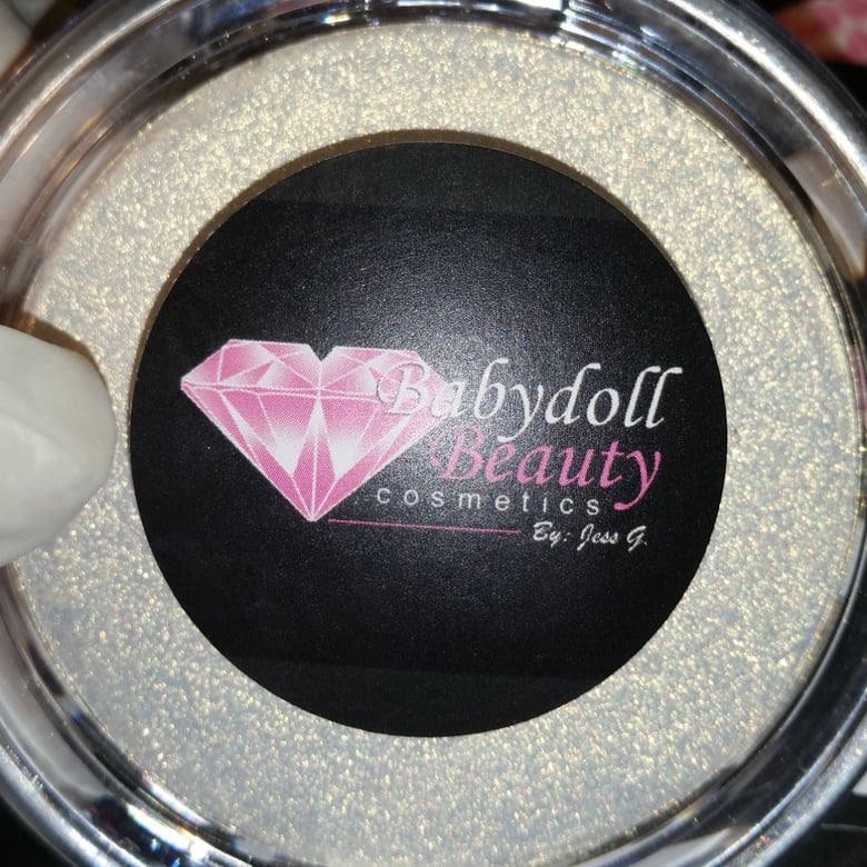 Image of Luxurious Highlighter