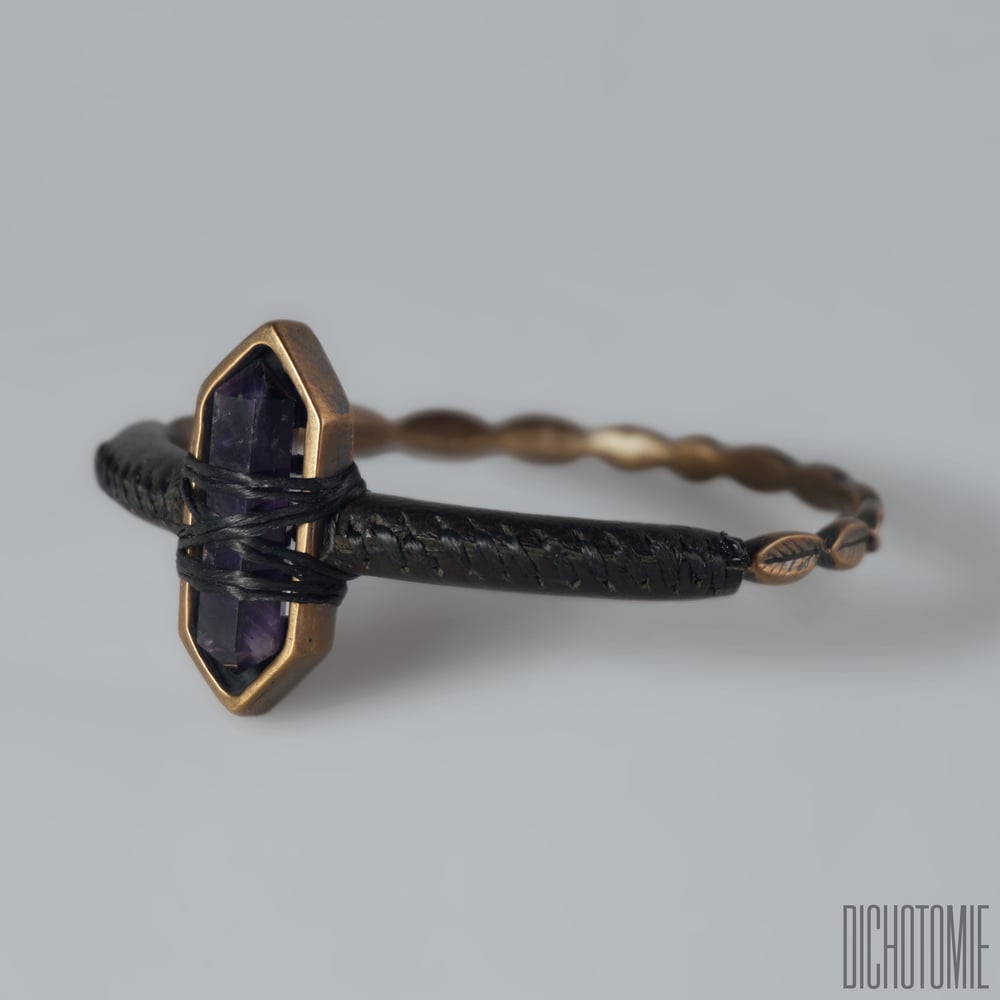 Image of The Sage Circle Wristlet in Bronze