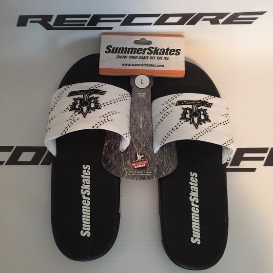 Image of REFcore SummerSkates (New Maple Leaf Logo) White/Blk