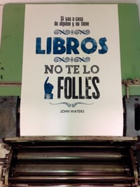Image 4 of Libros