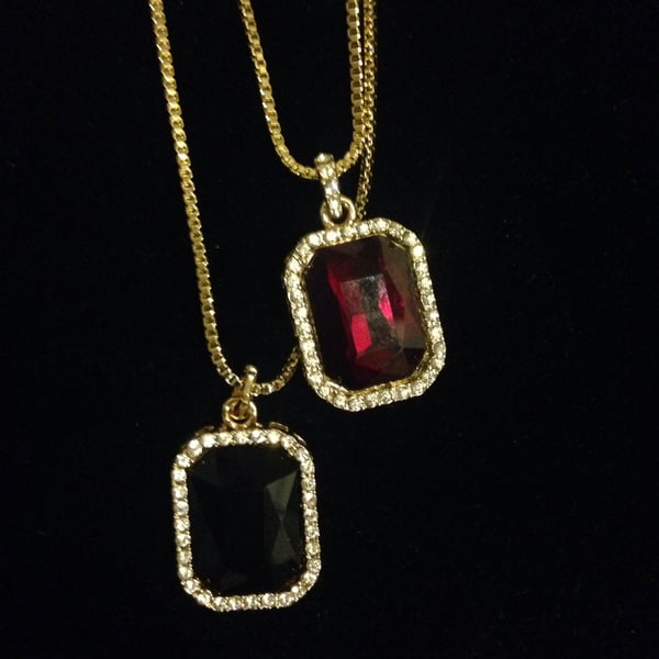 Image of Red and black stone set