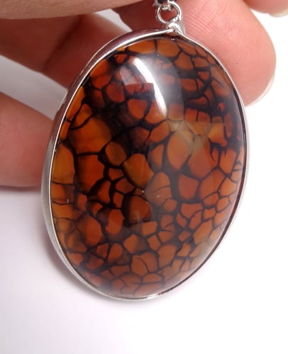 dragon vein agate pendant