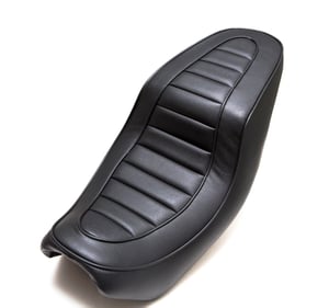 Image of Tuck and roll seat for STREET