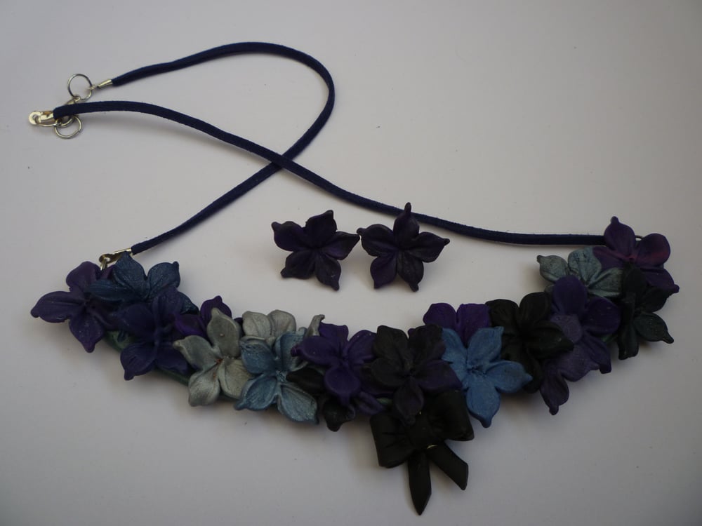 Image of Purple and Light Blue Flowers Set SE5001