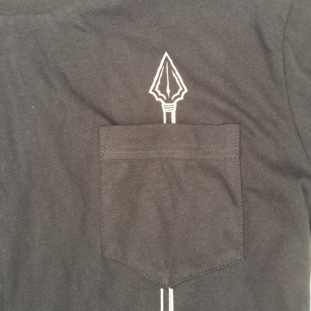 Image of ON SALE - Arrow Pocket t shirt  Black