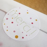 Image 1 of stickers ∴confettis∴ "merci!" Ø3,1cm